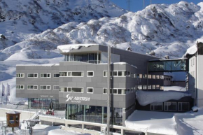 Hotel Ski Austria St.Christoph a.A.